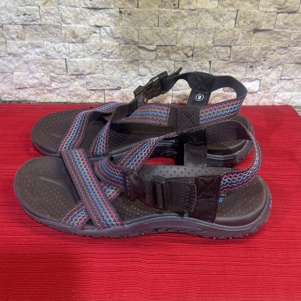 Woman's Skechers Sandals Reggae - Rise & Shine Size 9 Adjustable Strap